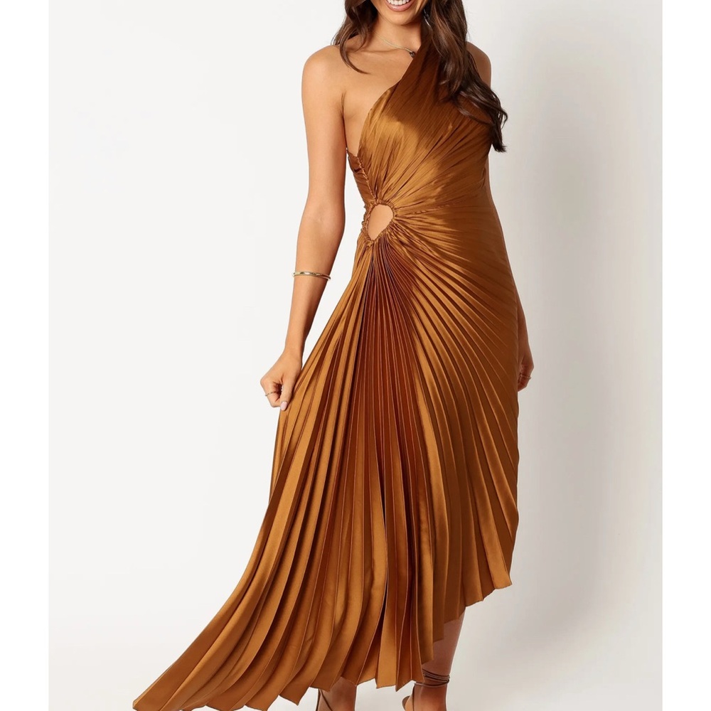Petal & Pup One-Shoulder Bronze Dress